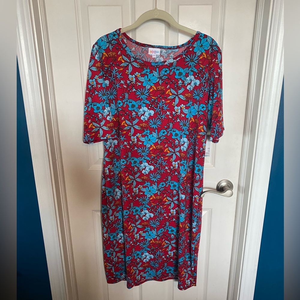 NWT LuLaRoe Julia 2XL